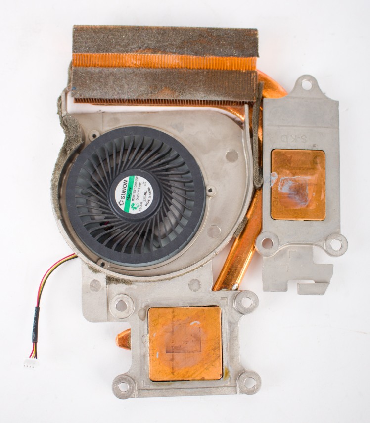Chladič s větrákem Lenovo IdeaPad Y570